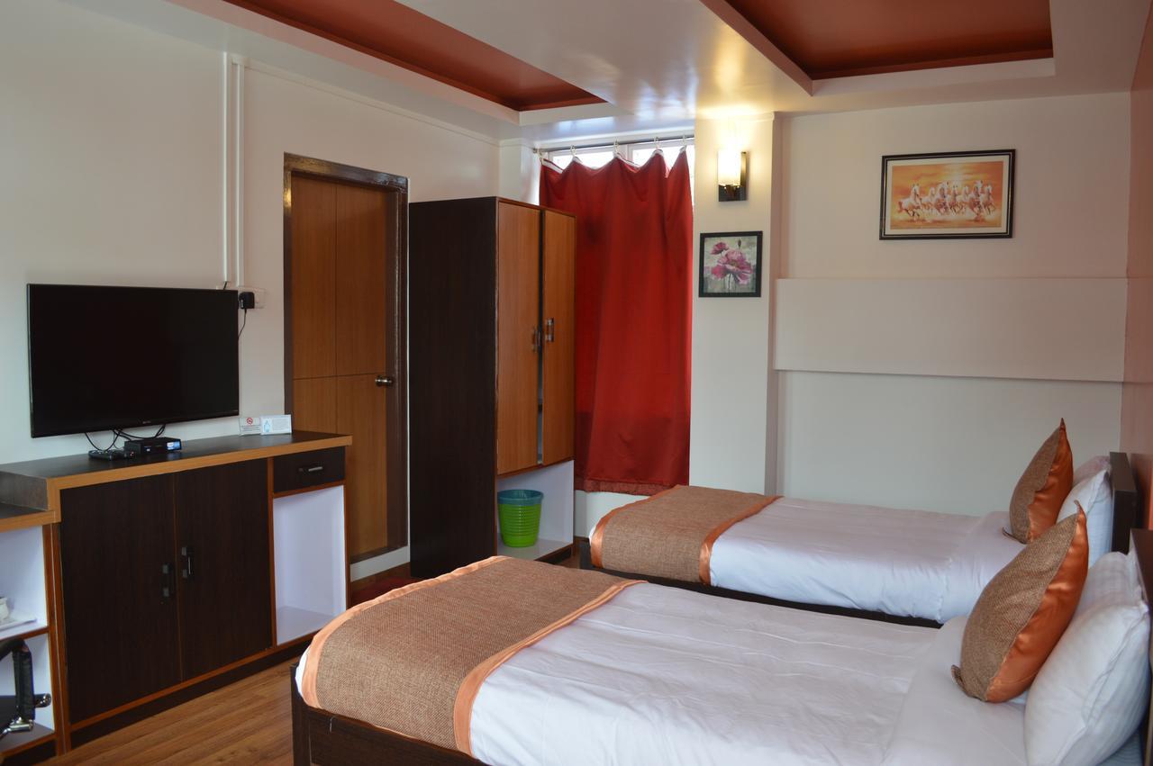 Orange Homestay Shillong Dış mekan fotoğraf